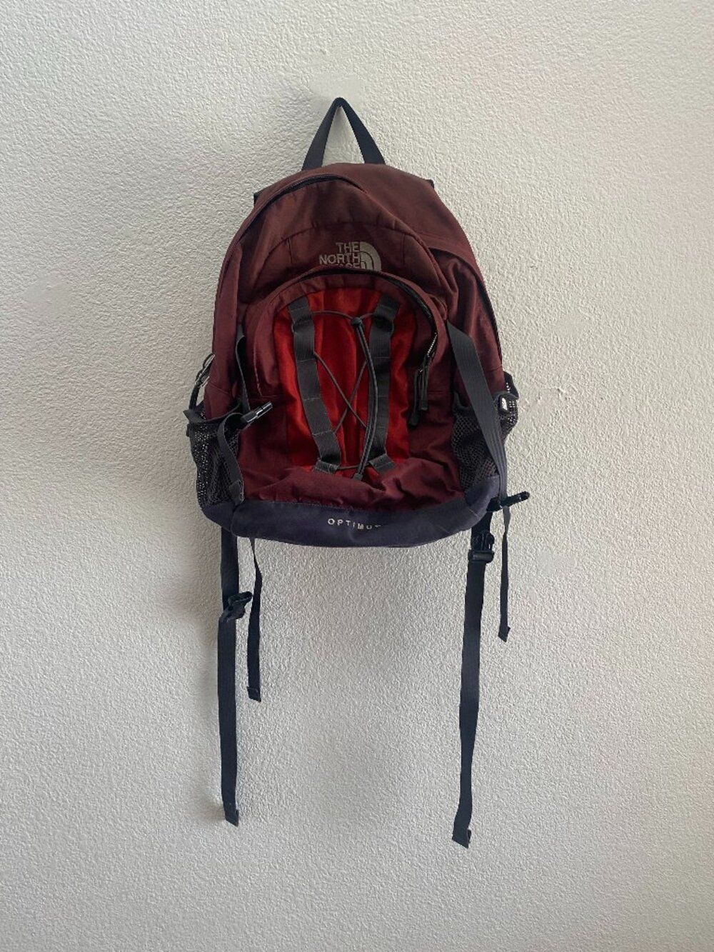 The North Face Optimus Backpack Daypack Zip Closure Padded Straps Gorpcore